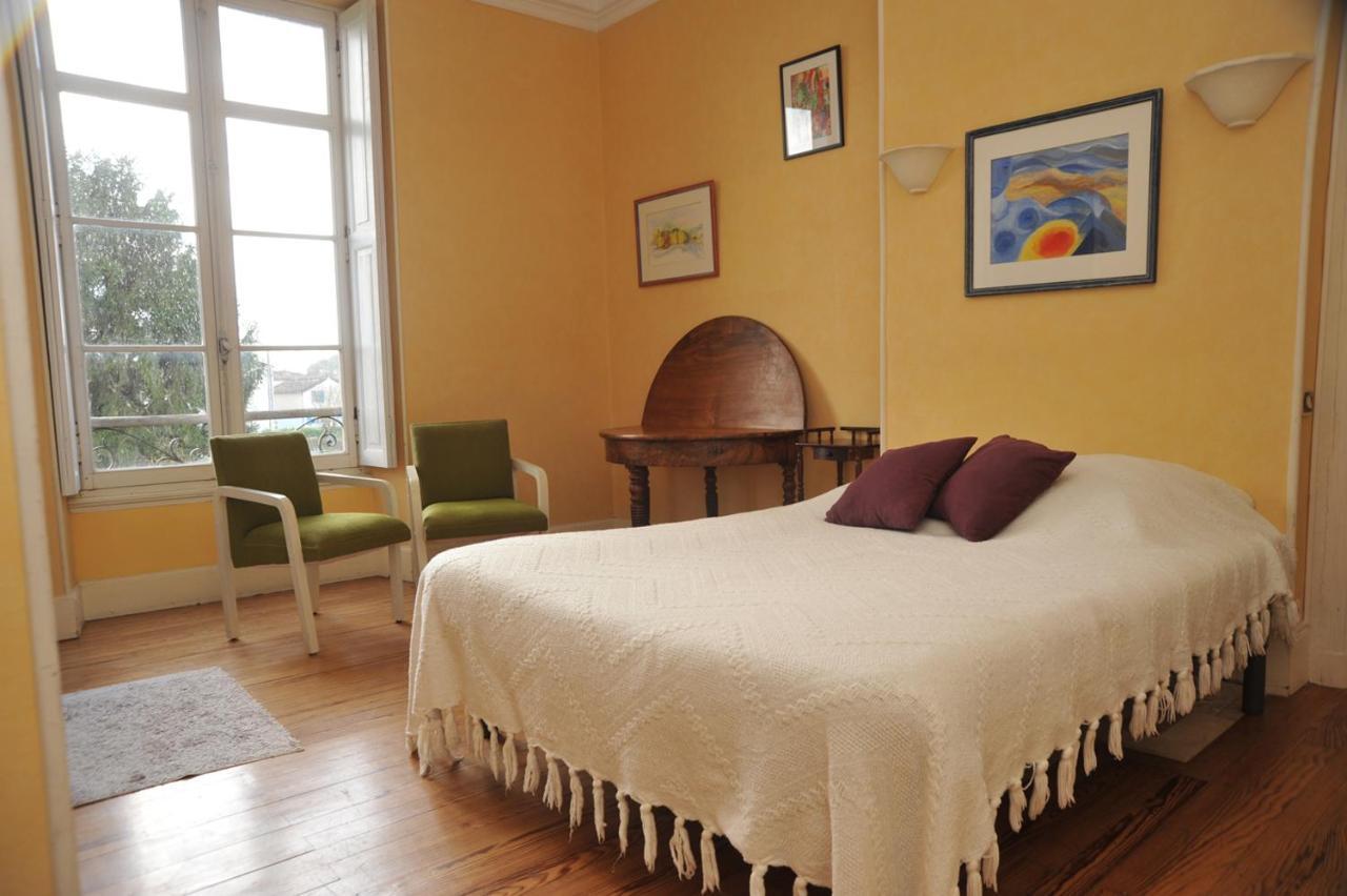 Chambres & Studios Chateau Saint Vincent Bazas Exteriör bild