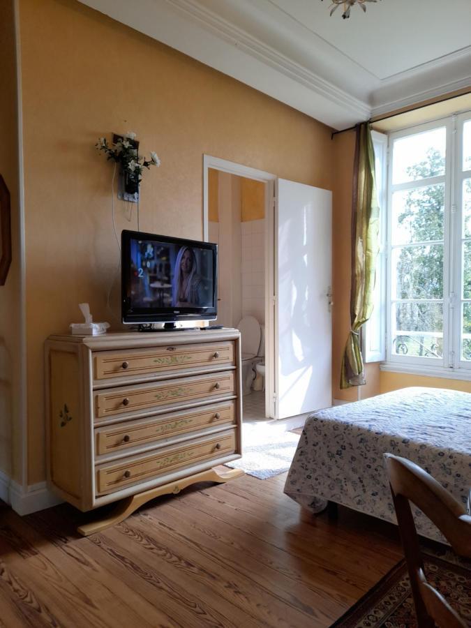 Chambres & Studios Chateau Saint Vincent Bazas Exteriör bild